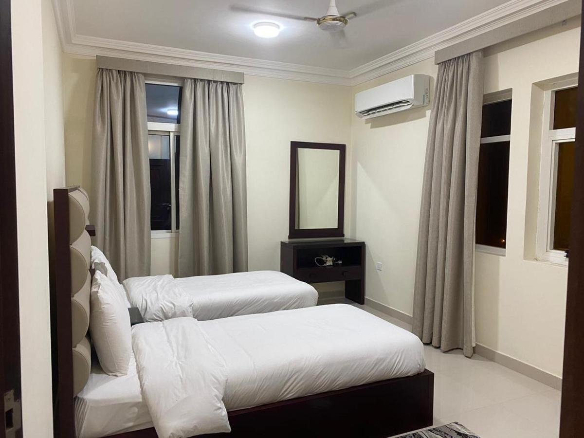 Apartmán Red 10 - Razat Alard 2 Salála Exteriér fotografie