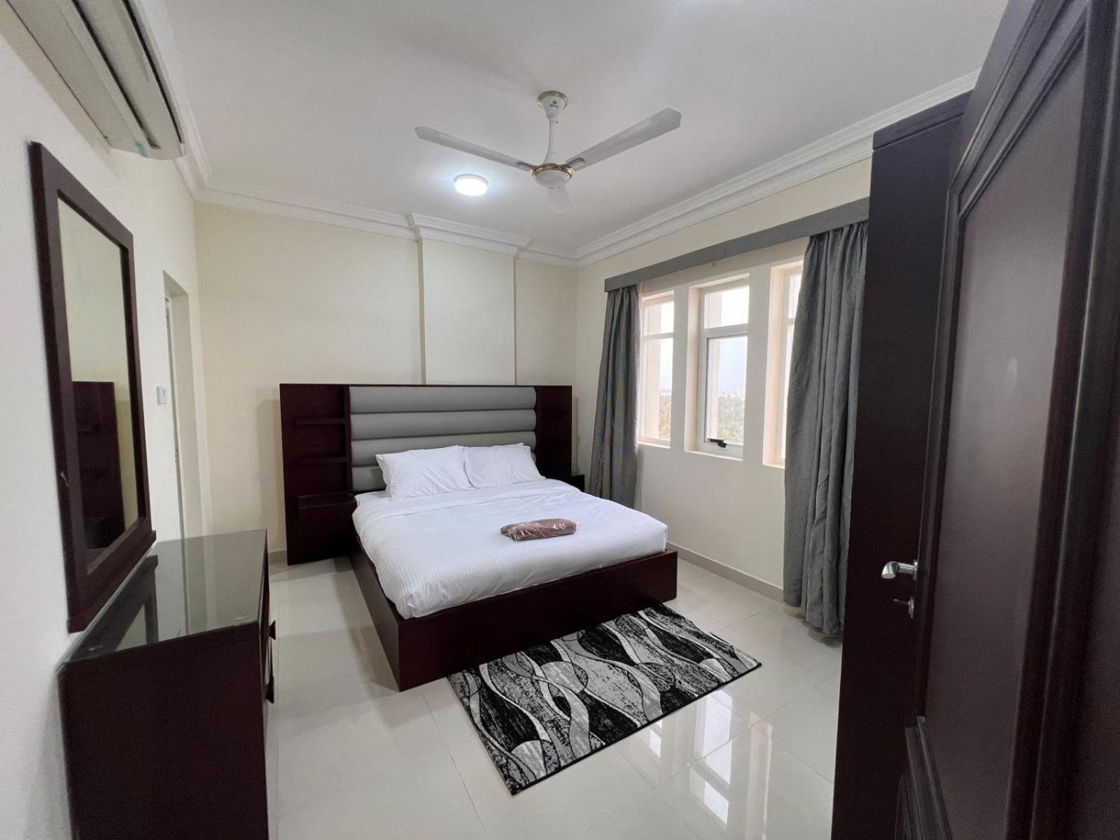 Apartmán Red 10 - Razat Alard 2 Salála Exteriér fotografie